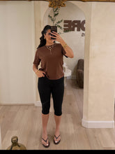 Load image into Gallery viewer, Basic Everyday Tee (Brown)