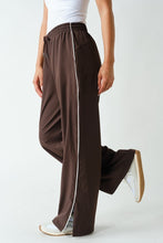 Load image into Gallery viewer, Lilian Track Pants (Espresso)