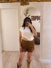 Load image into Gallery viewer, Taylor Shorts (Brown)