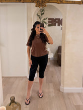 Load image into Gallery viewer, Basic Everyday Tee (Brown)