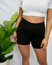 Load image into Gallery viewer, Sabrina Shorts