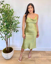 Load image into Gallery viewer, So Luxe Dress (Green)